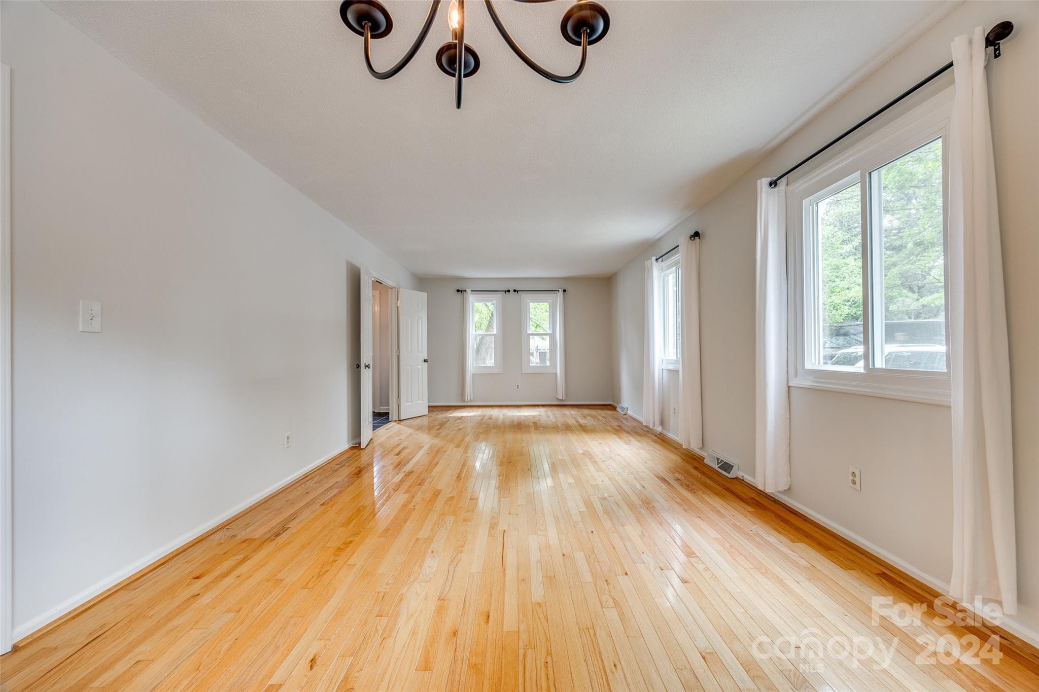 Tega Cay - Residential