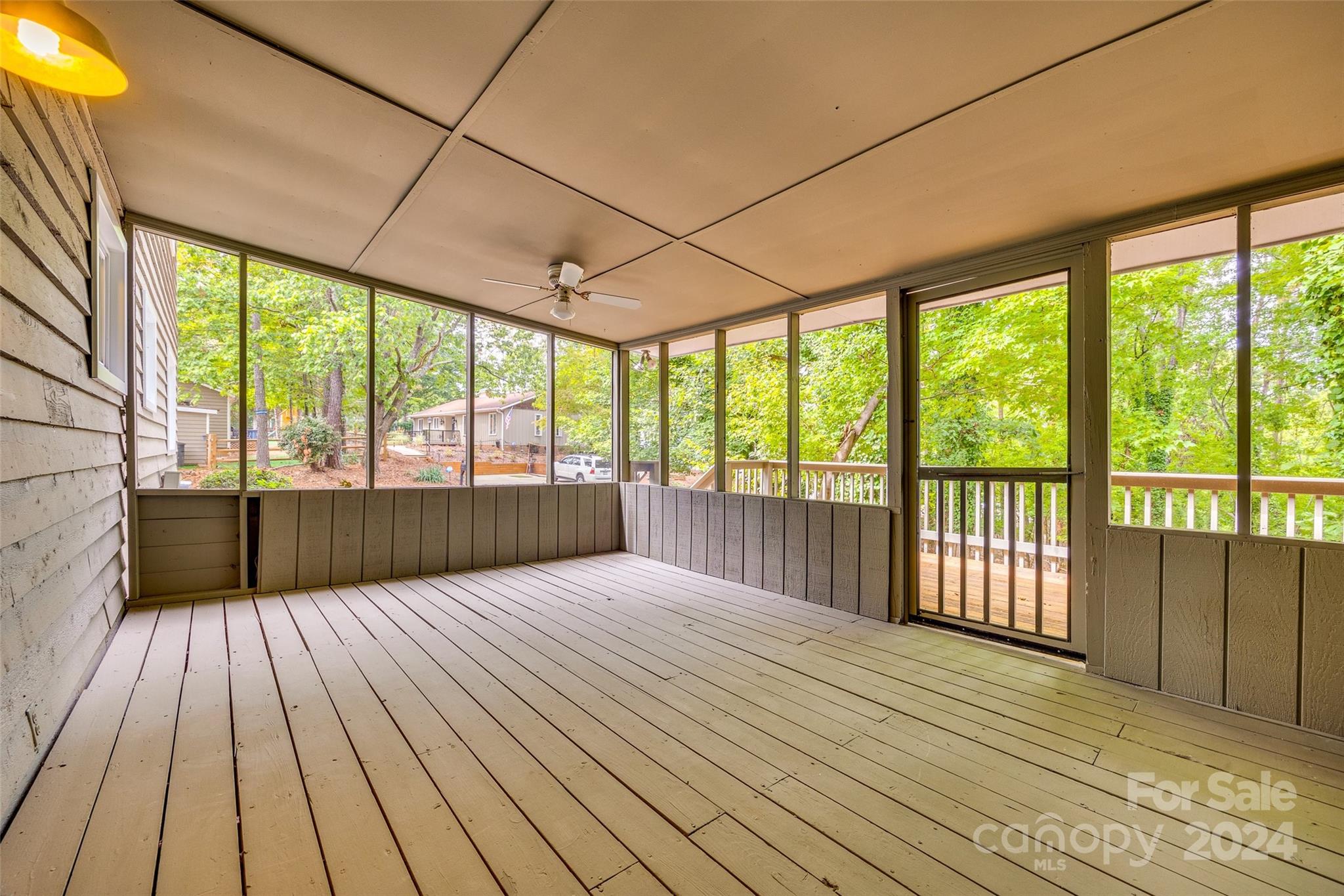 Tega Cay - Residential