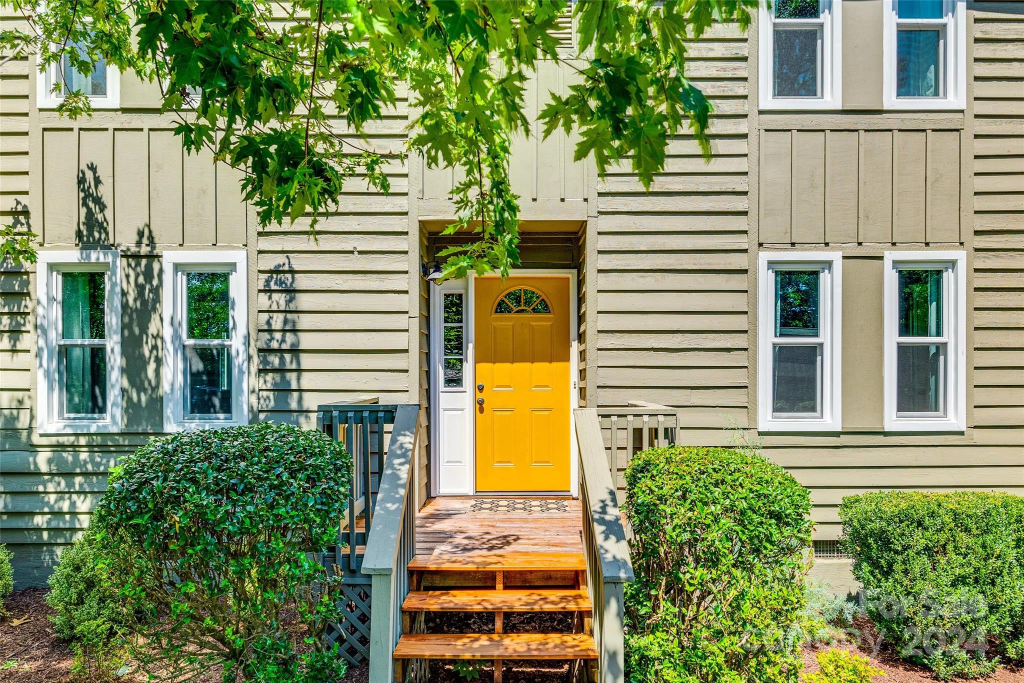 Tega Cay - Residential