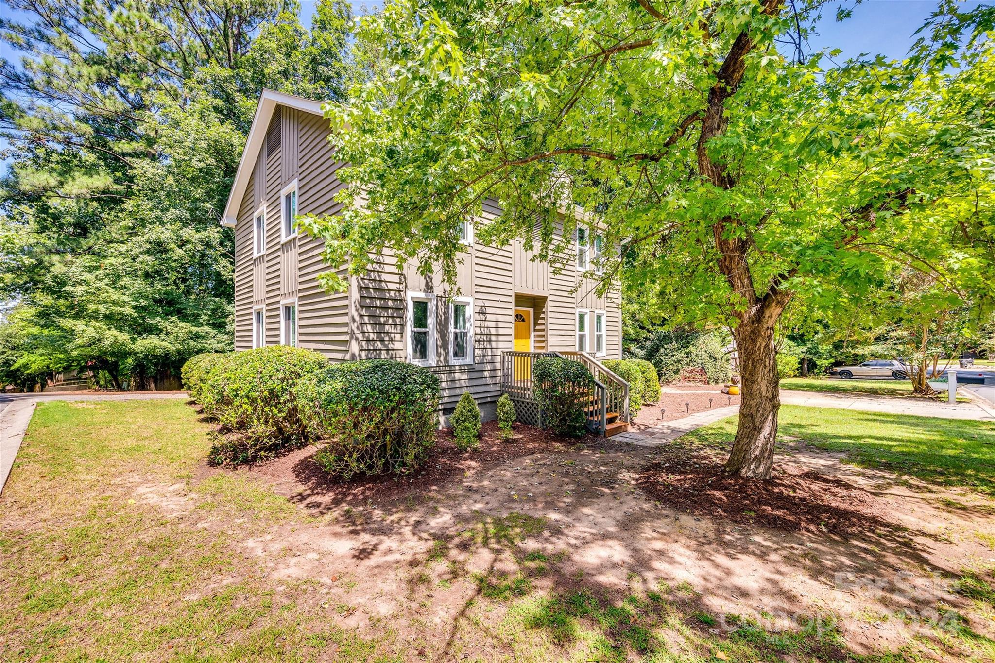 Tega Cay - Residential