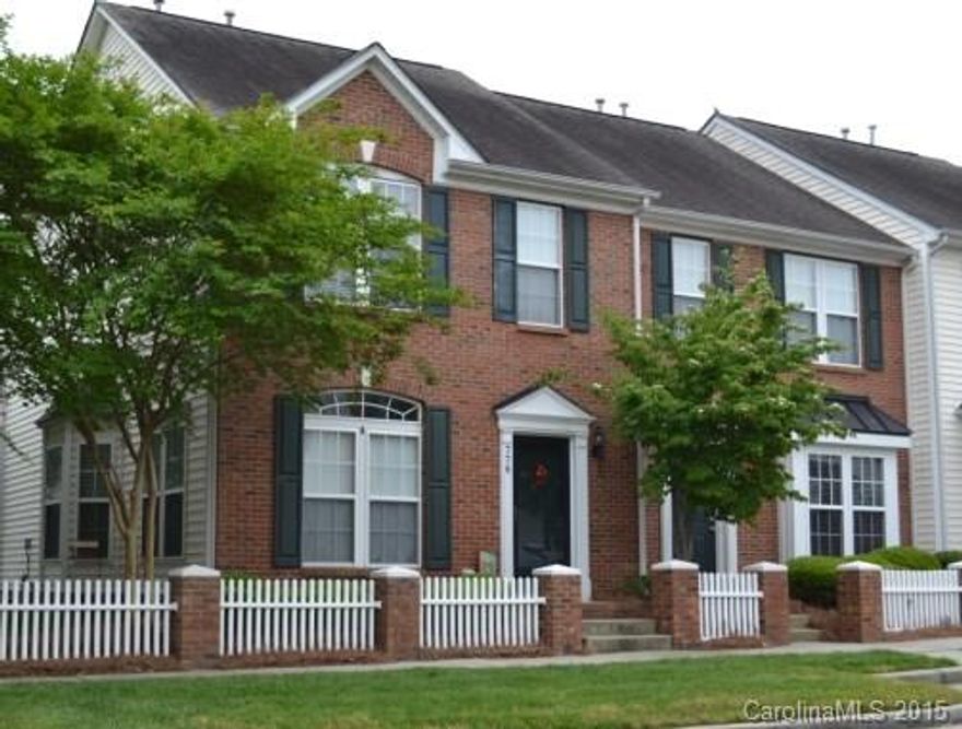 Fabulous end unit shows like a model home! Immaculate great room, dining room, large kitchen with work island, upgraded cabinets, many have pull outs, gas range. Large master bedroom with HUGE walk in closet. Patio has a beautiful low maintenance flower garden. Neighborhood features pool & clubhouse. Great location with easy access to I77, tons of shopping, and restaurants!