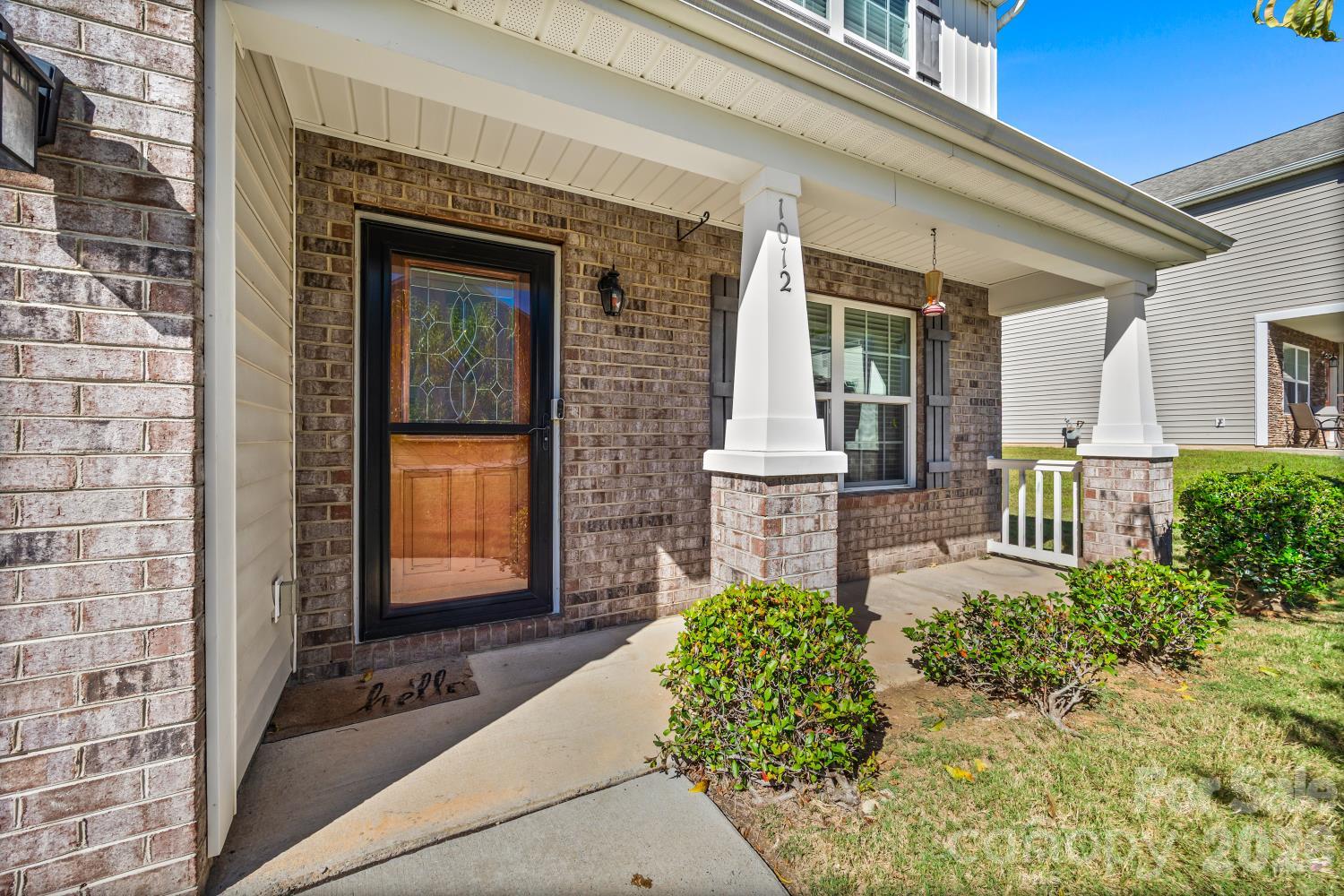 1012 Ellen Lane