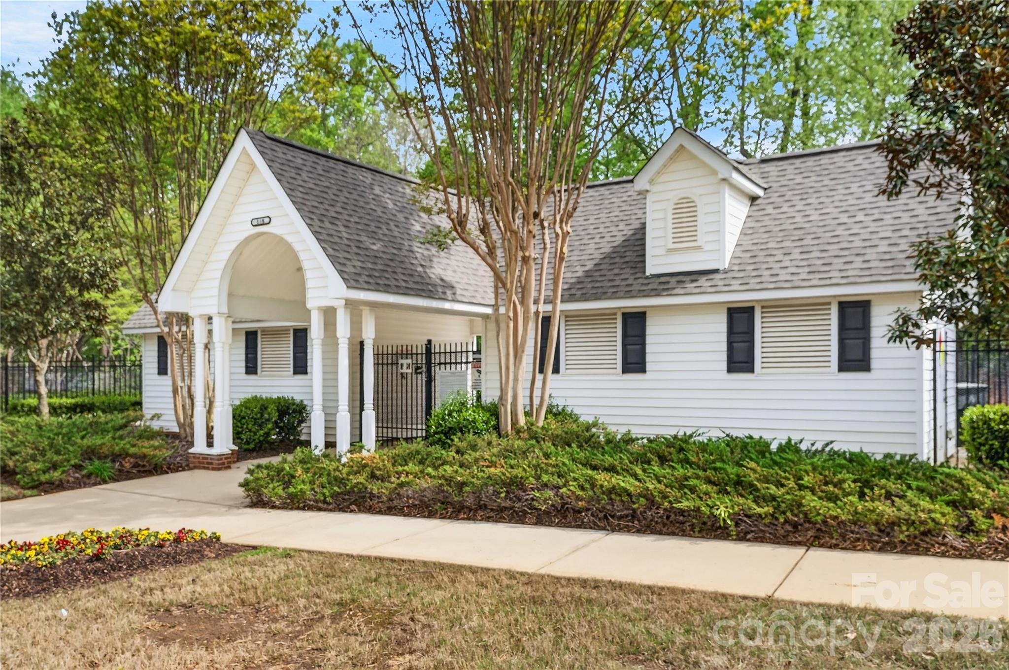 Woodburn Crossing - Residential