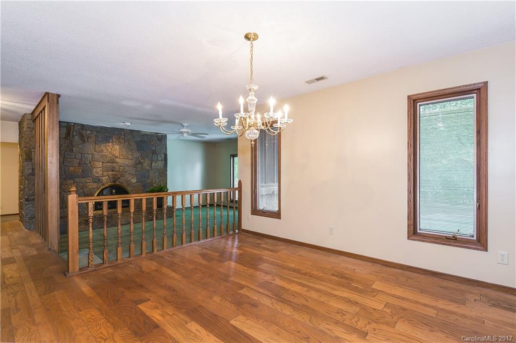 Tega Cay - Residential