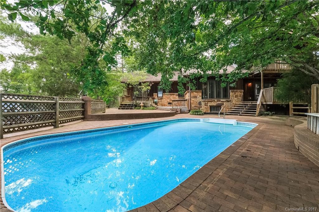 Tega Cay - Residential