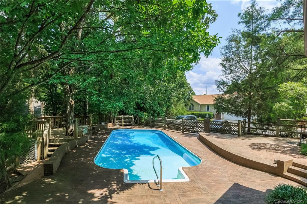 Tega Cay - Residential