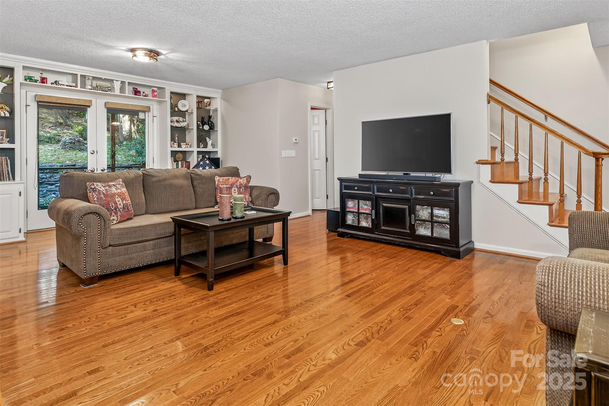 Hidden Hills - Residential