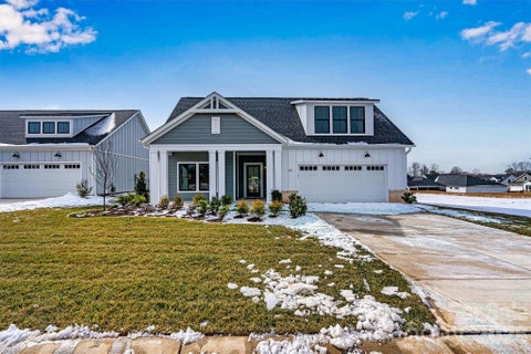 Photo for 167 Alenda Lux Circle