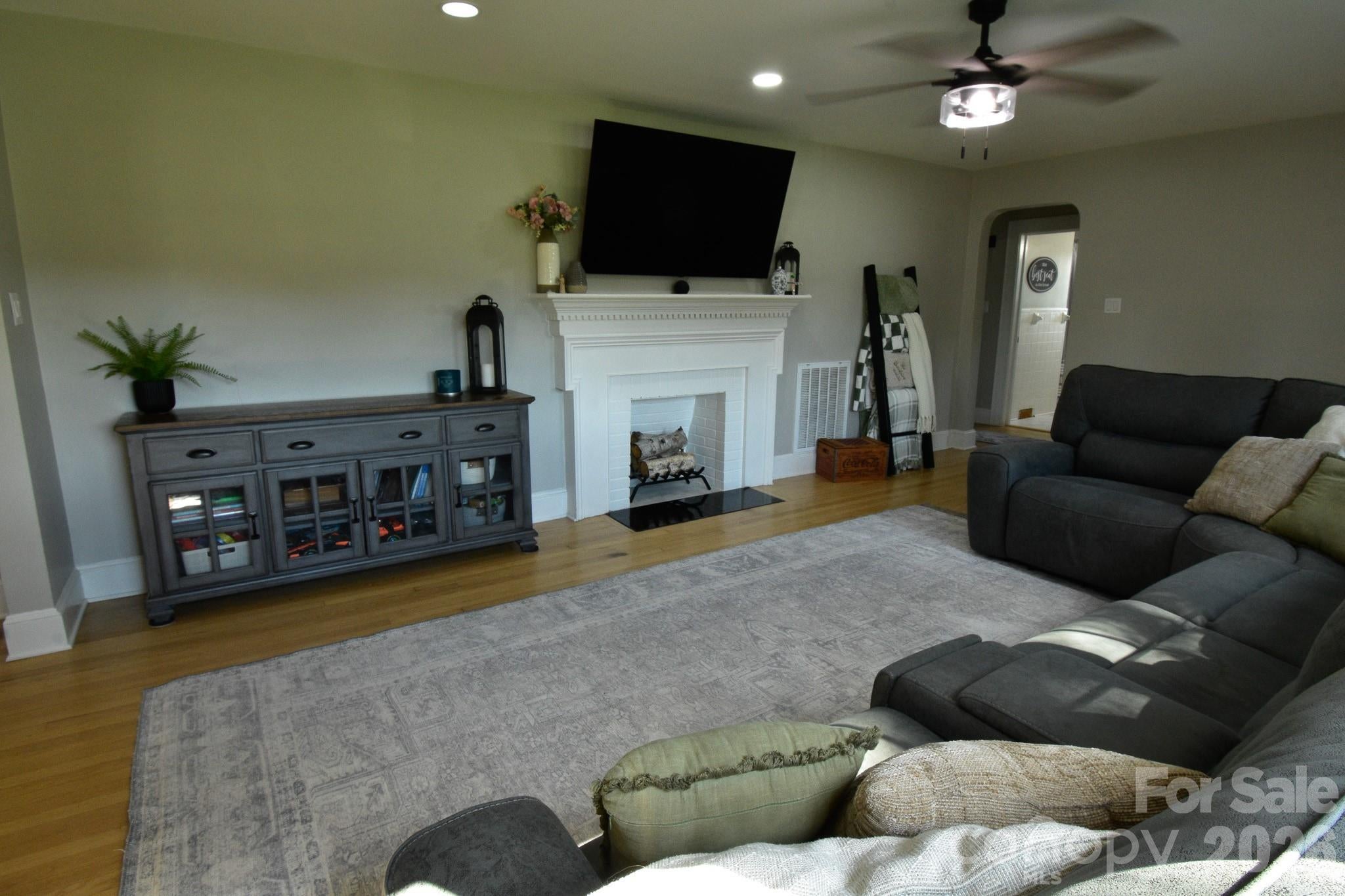 541 Perry Road