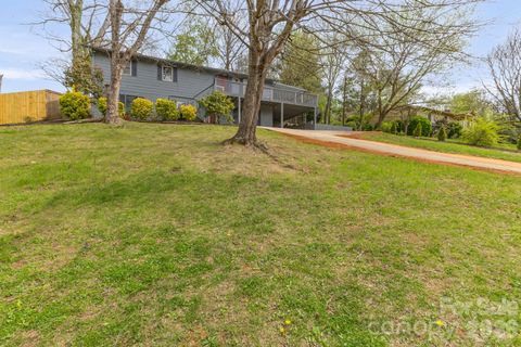 Photo of 147 Elkwood Road, Asheville, NC 28804 (MLS # 4366440)