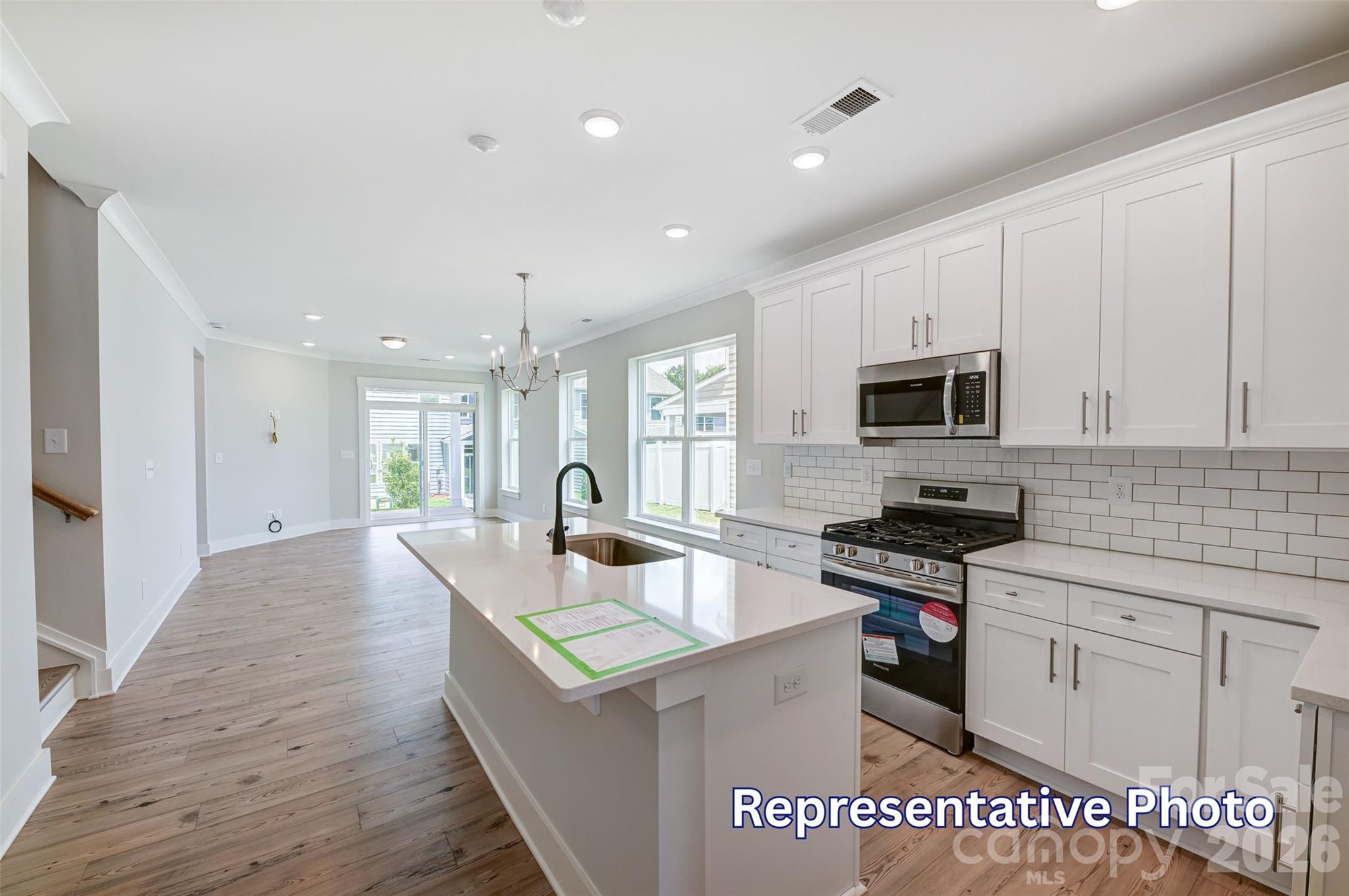 4338 Black Court