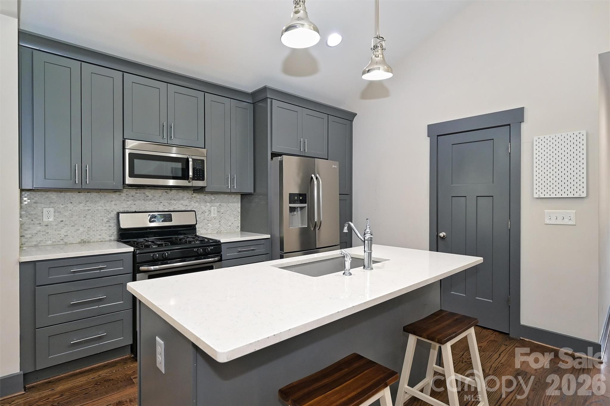 Villa Heights - Residential