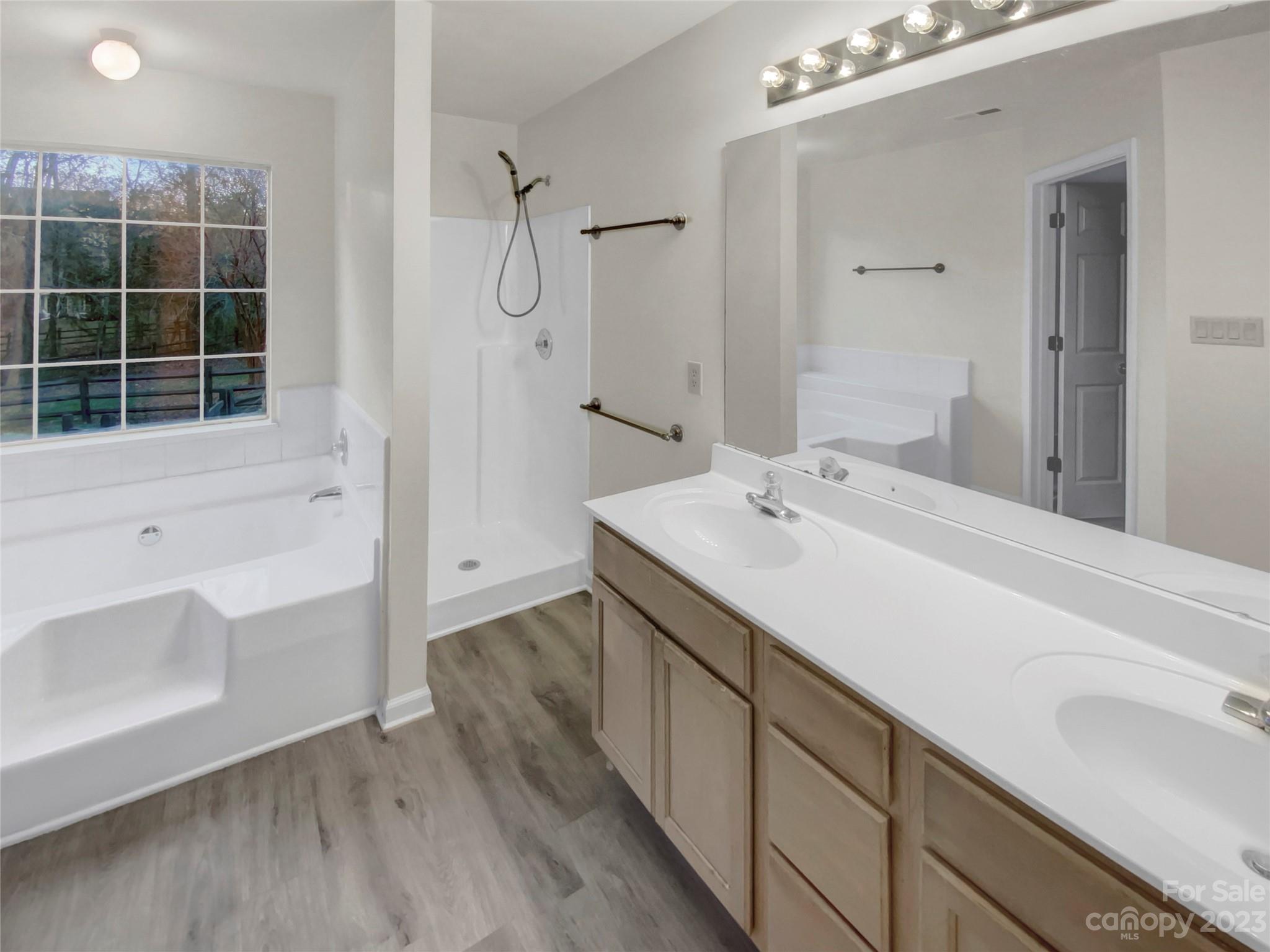 Cameron Wood - Residential
