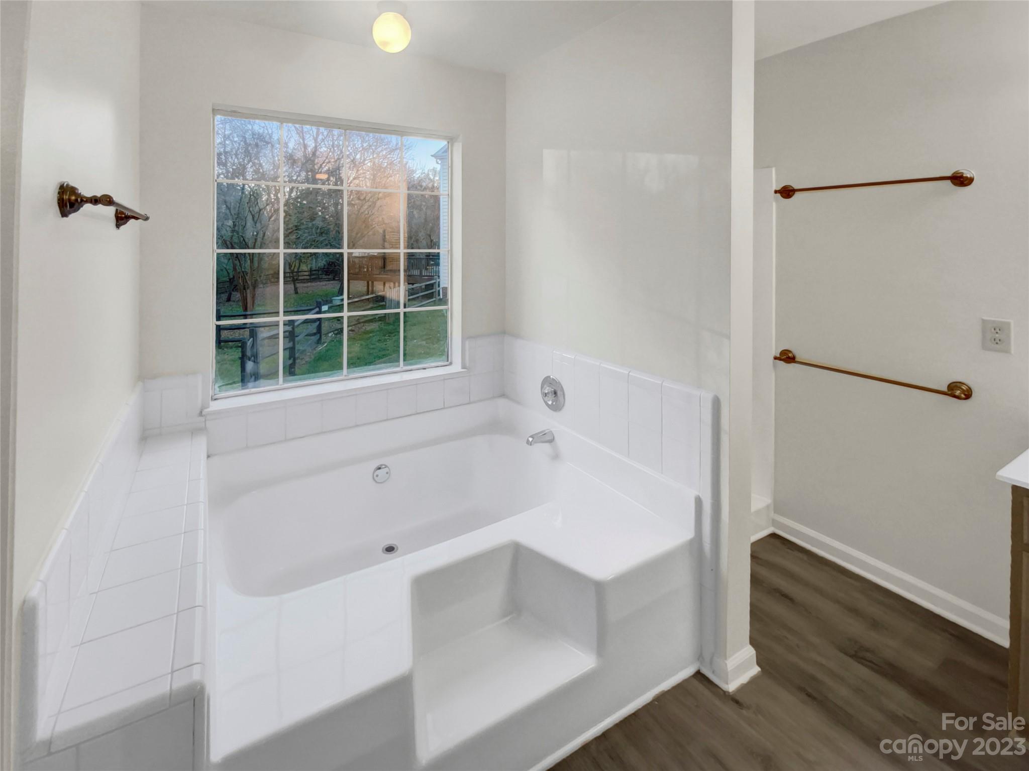 Cameron Wood - Residential