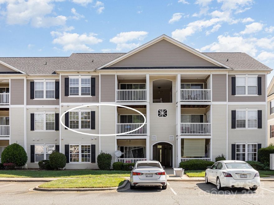 FANTASTIC OPPORTUNITY! Well maintained 2 bedroom, 2 bath condo in the Citiside community. EXCELLENT LOCATION! Minutes from the Sugar Creek Light Rail Station, convenient to Plaza Midwood, Uptown, NoDa, I-85, and the new Eastway Recreational Center. Community pool. Property is occupied by a long-time tenant. Lease runs through July, 2024. New HVAC in 2021.