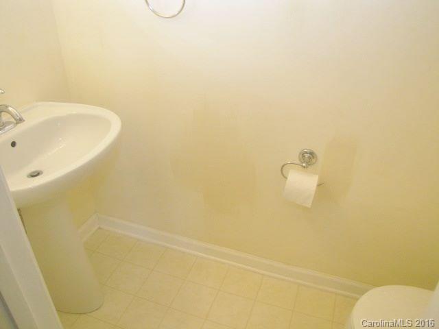 Oak Park - Residential Lease