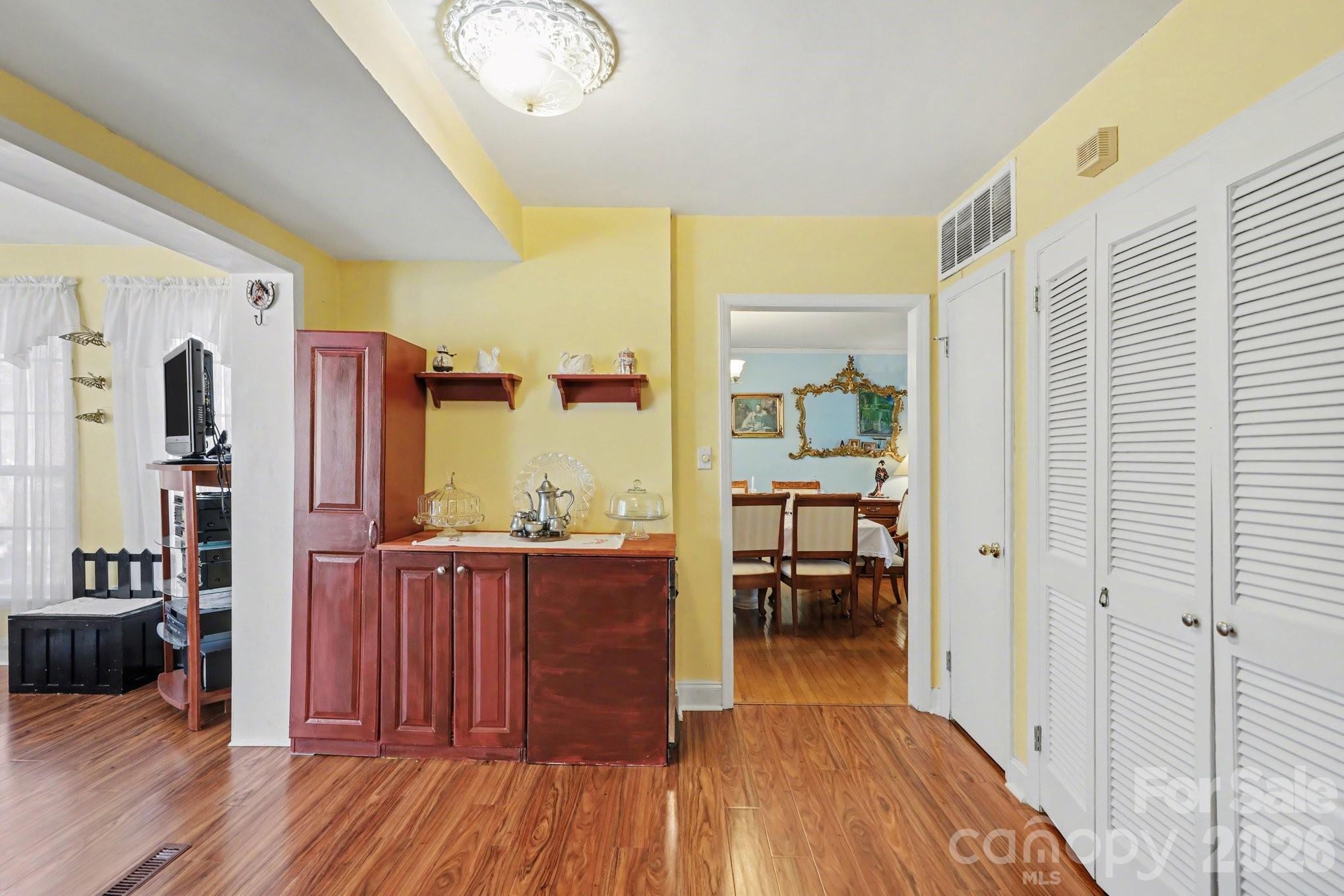 Kingswood - Residential