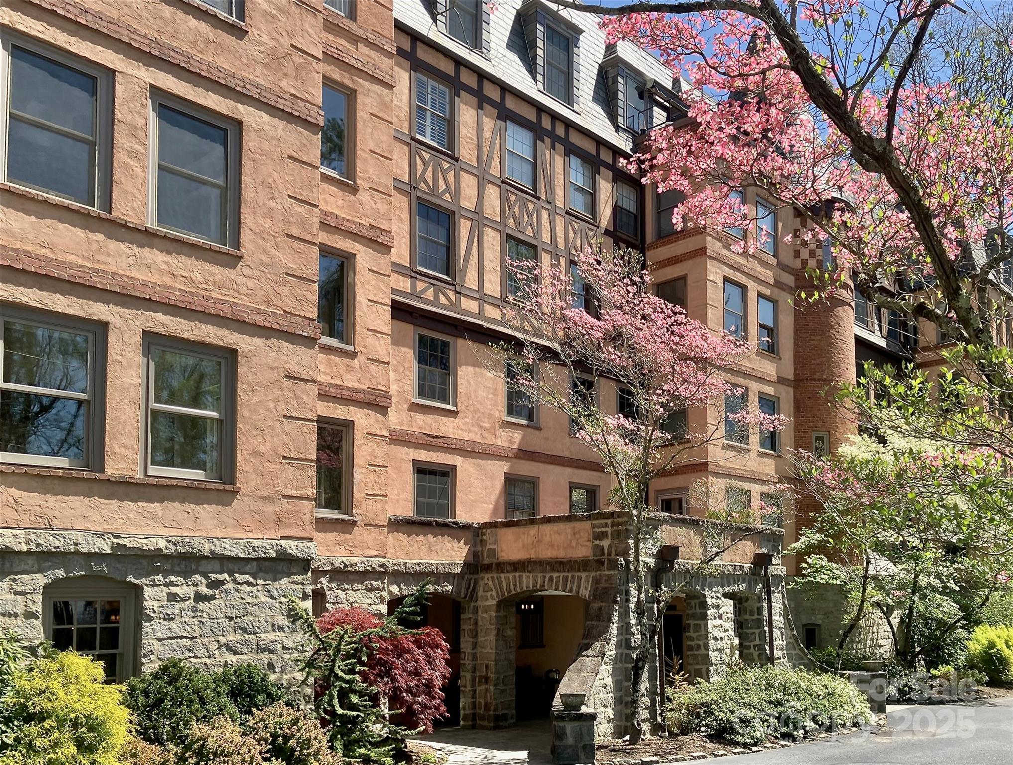 185 Macon Avenue 9B