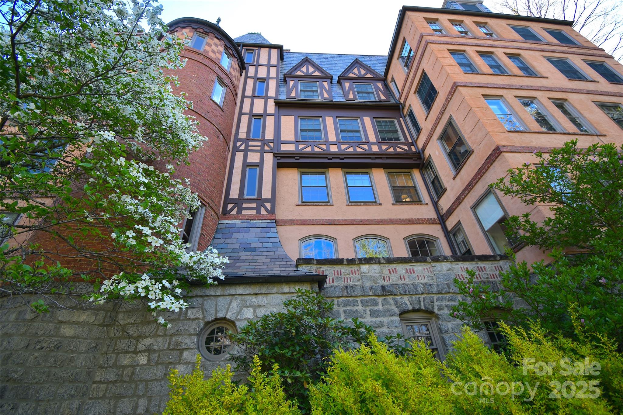 185 Macon Avenue 9B