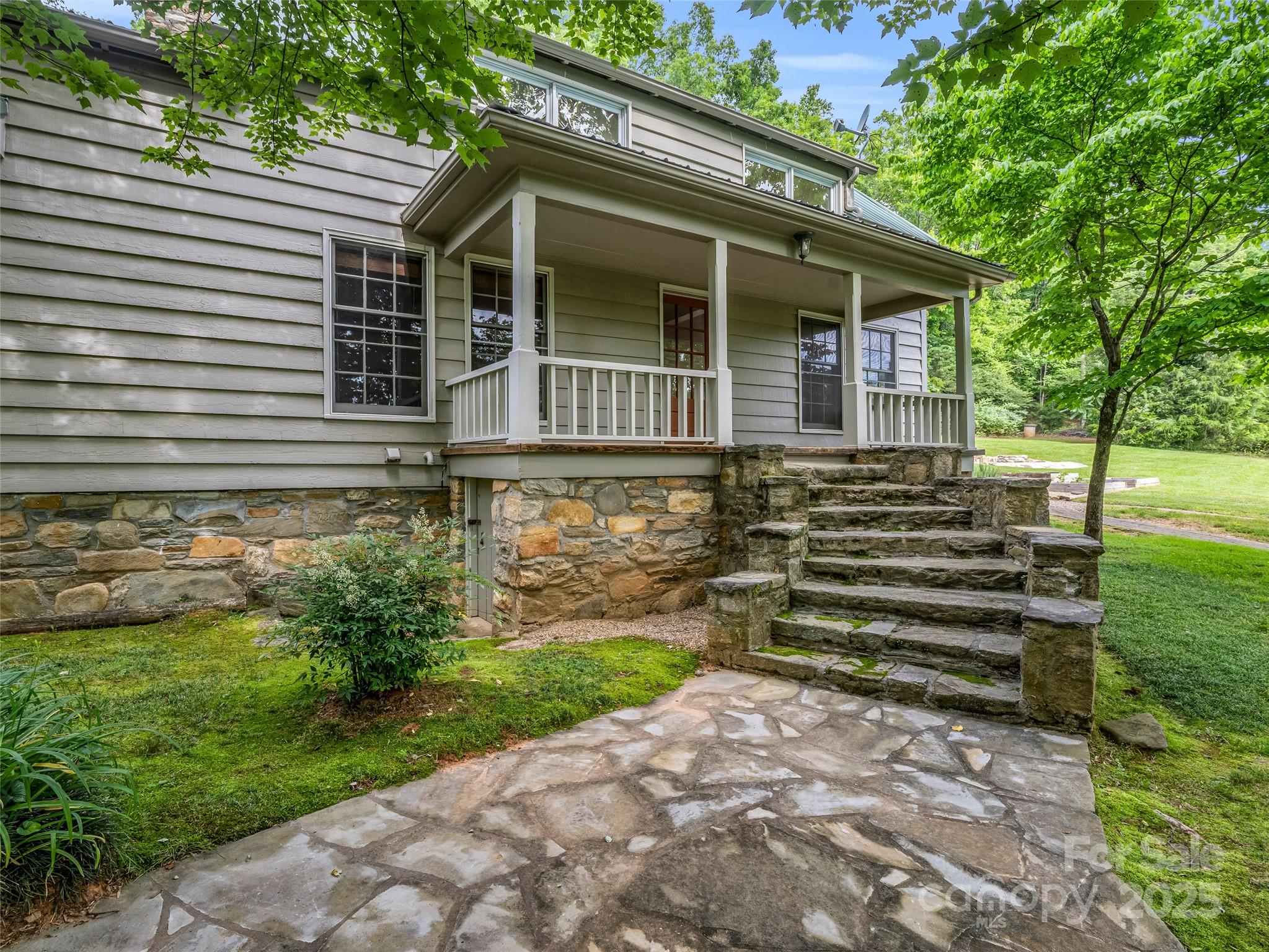 1835 Palmer Road