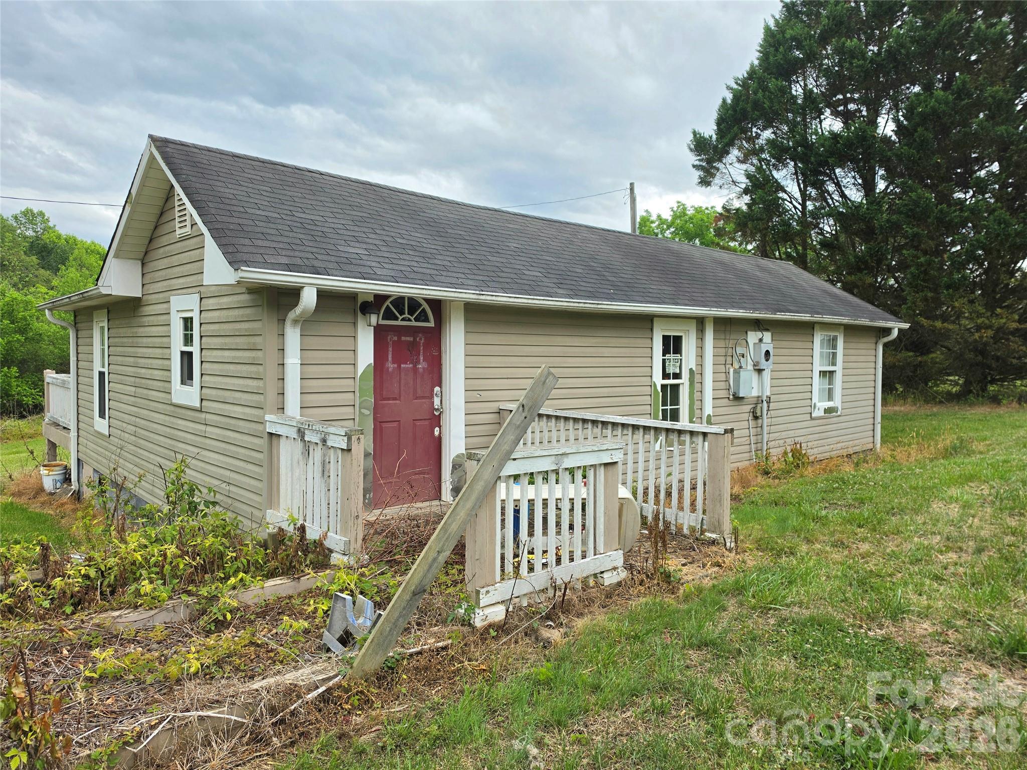 2121 Quartz Lane