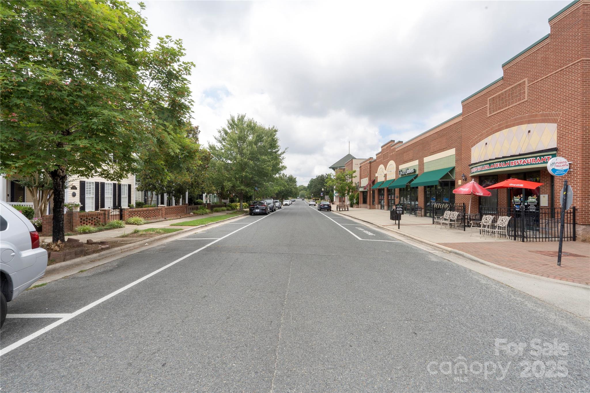 Lake Park - Residential