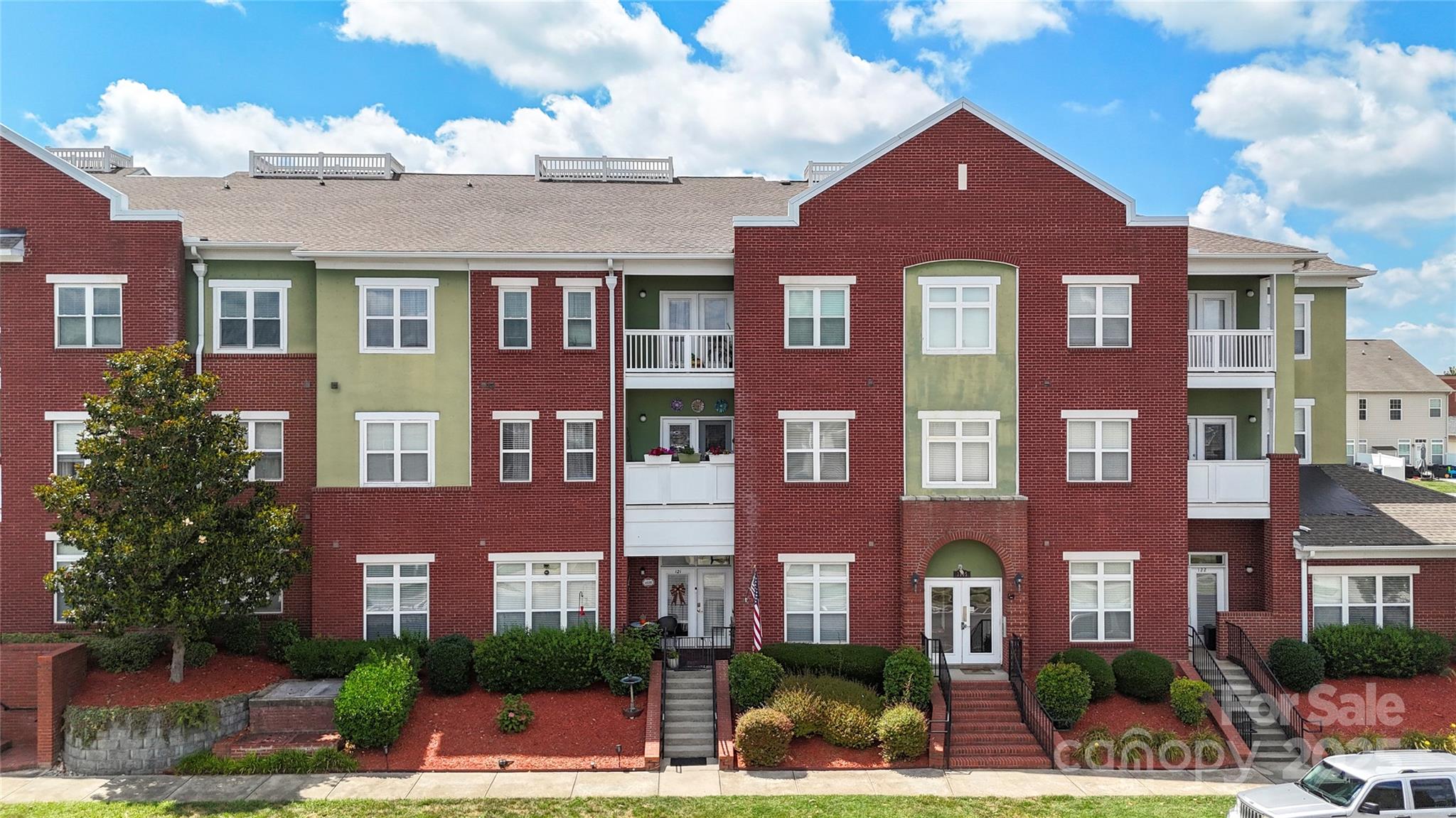 3805 Balsam Street 321