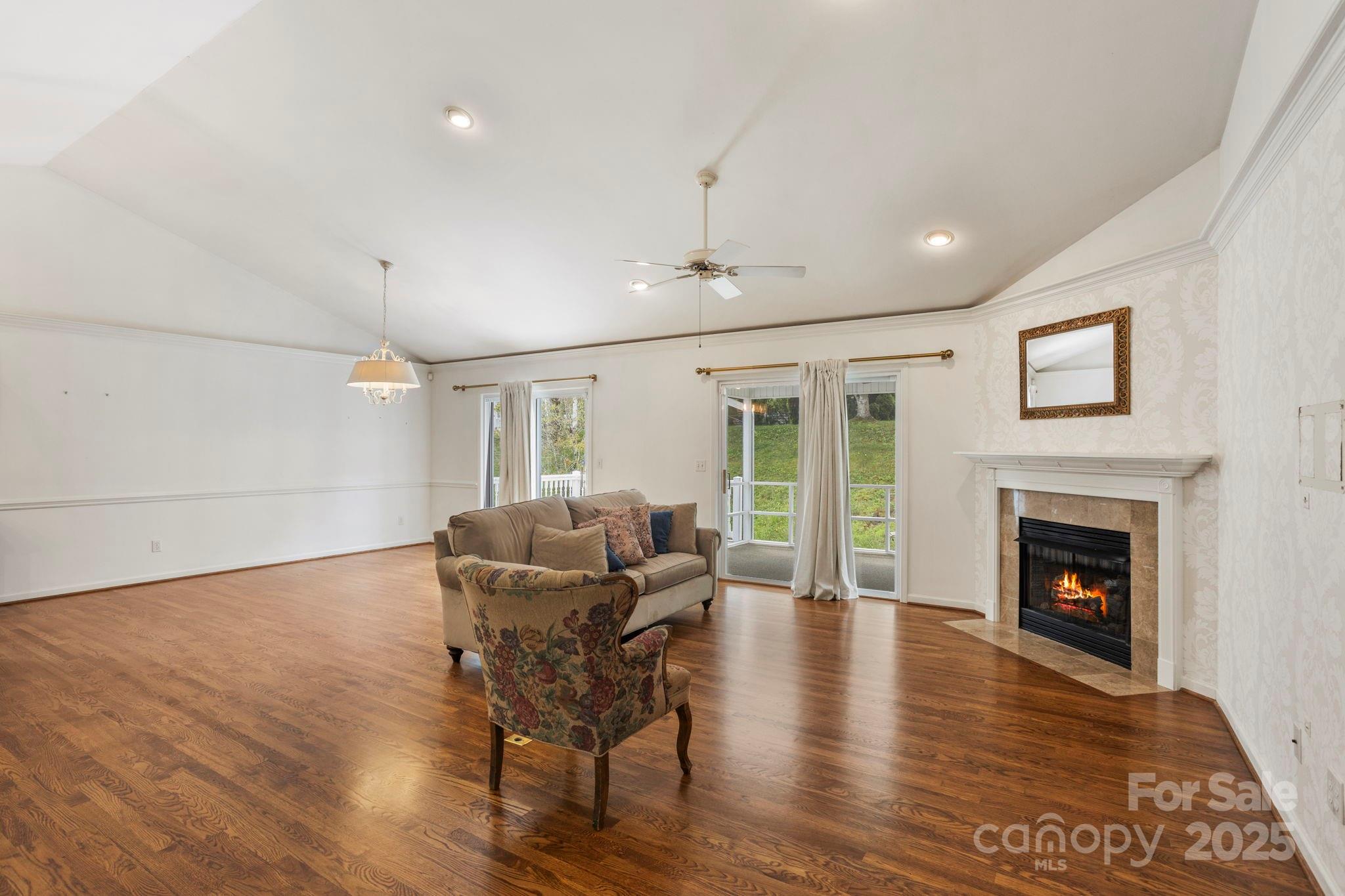 315 Charlestown Drive