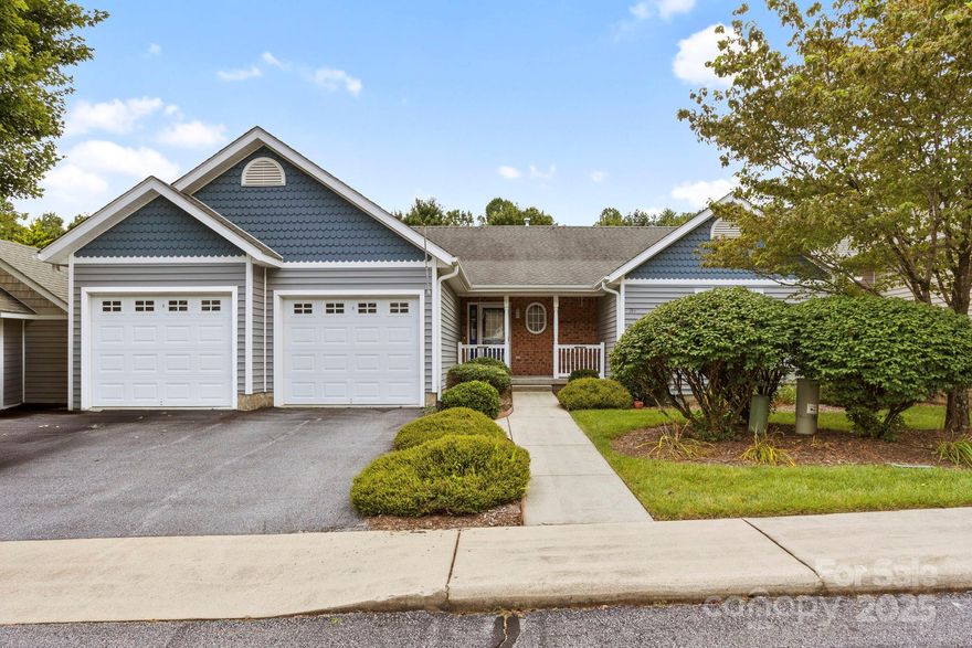 Charming one level townhome in highly desirable Charlestown Place. Beautifully maintained 3 bedroom/2 bath townhome perfectly situated between Historic Downtown Hendersonville and The Village of Flat Rock. Enjoy easy one level living with a bright and open floor plan- ideal for both everyday comfort and entertaining. Vaulted ceilings, hardwood floors and crown moldings throughout. The spacious kitchen features an abundance of cabinetry, a large island and breakfast bar, stainless steel appliances, tile backsplash and plenty of counter space- perfect for home chefs and casual dining. Spacious great room with gas fireplace which opens to dining room and kitchen. Primary suite with walk-in closet and walk-in shower. Two guest bedrooms- one would make an ideal office or den and full bath. Laundry room with washer/dryer. Two car garage with one bay converted into a conditioned workshop/hobby room ( easily reversible). Enjoy outdoor living on the screened porch, deck or front porch. This home offers the perfect combination of location, layout and lifestyle- very walkable neighborhood and just minutes to shopping, dining and the cultural charm of Hendersonville and Flat Rock.