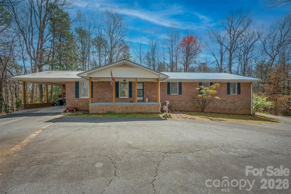 582 COUNTY LINE RD, RUTHERFORDTON, NC 28139 - Image fa3722d2a7fd02b74f4ef52f3f5d5ec9/125826576