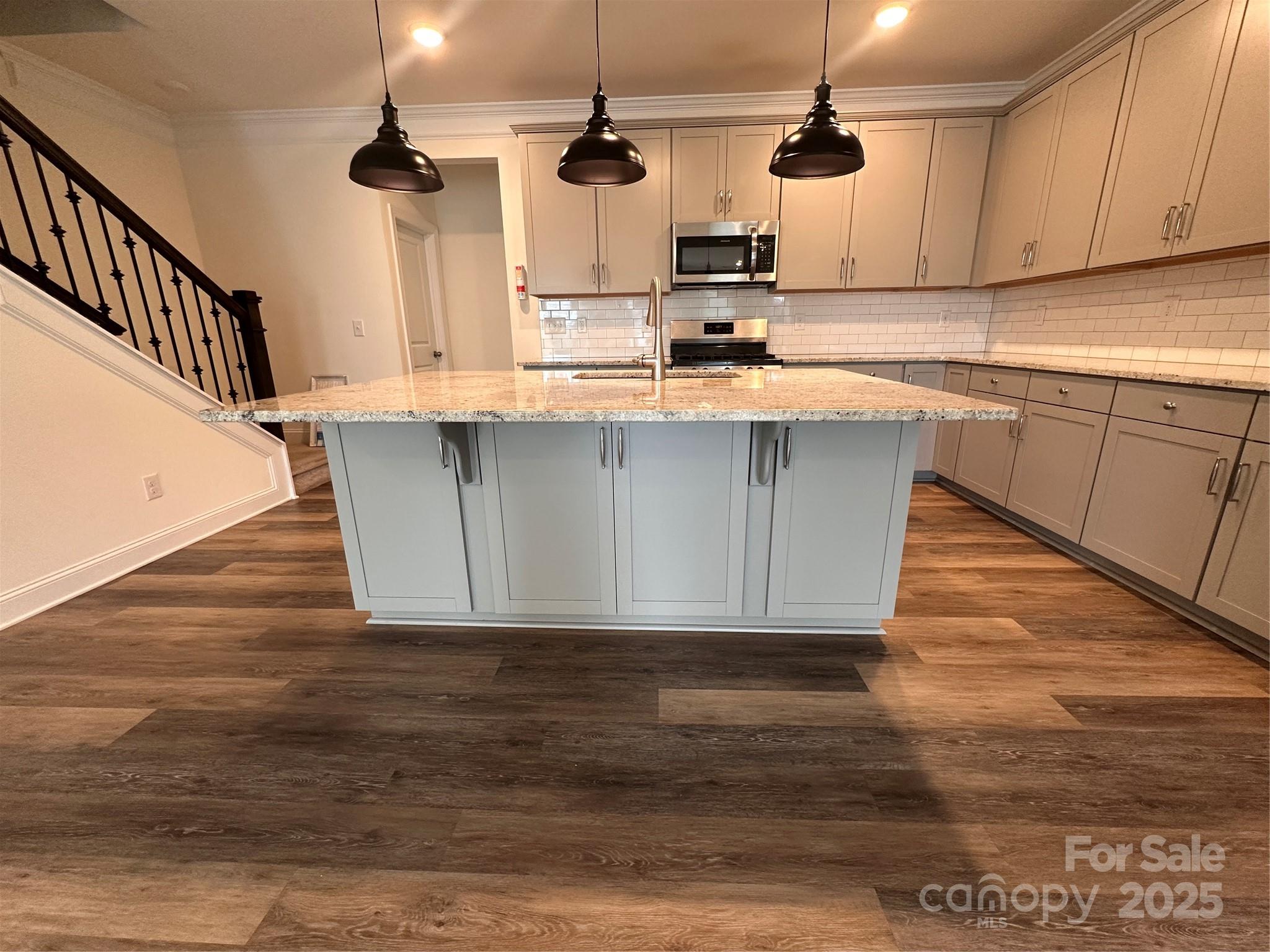 10207 Glenmere Creek Circle