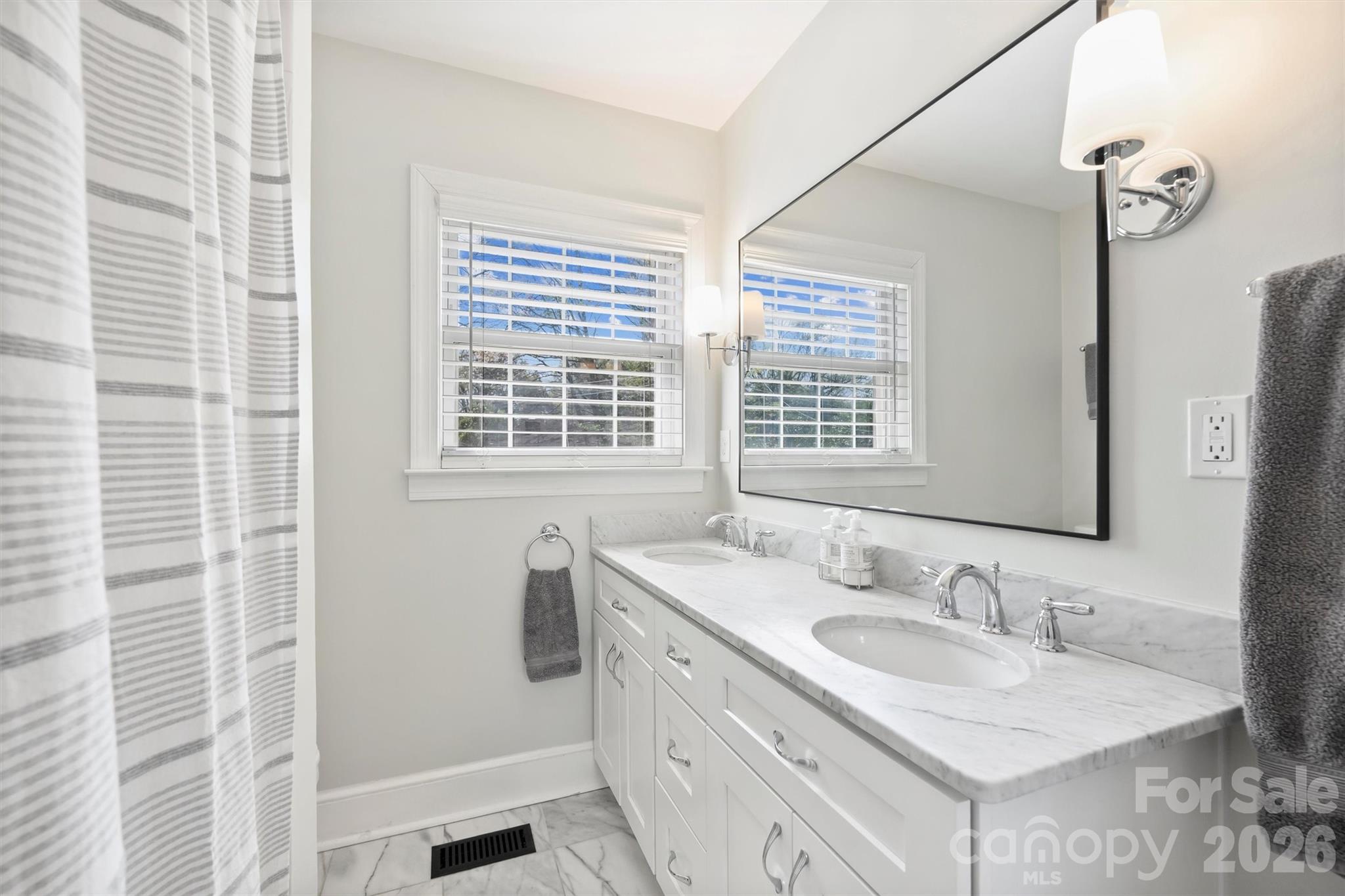 Country Club Heights - Residential