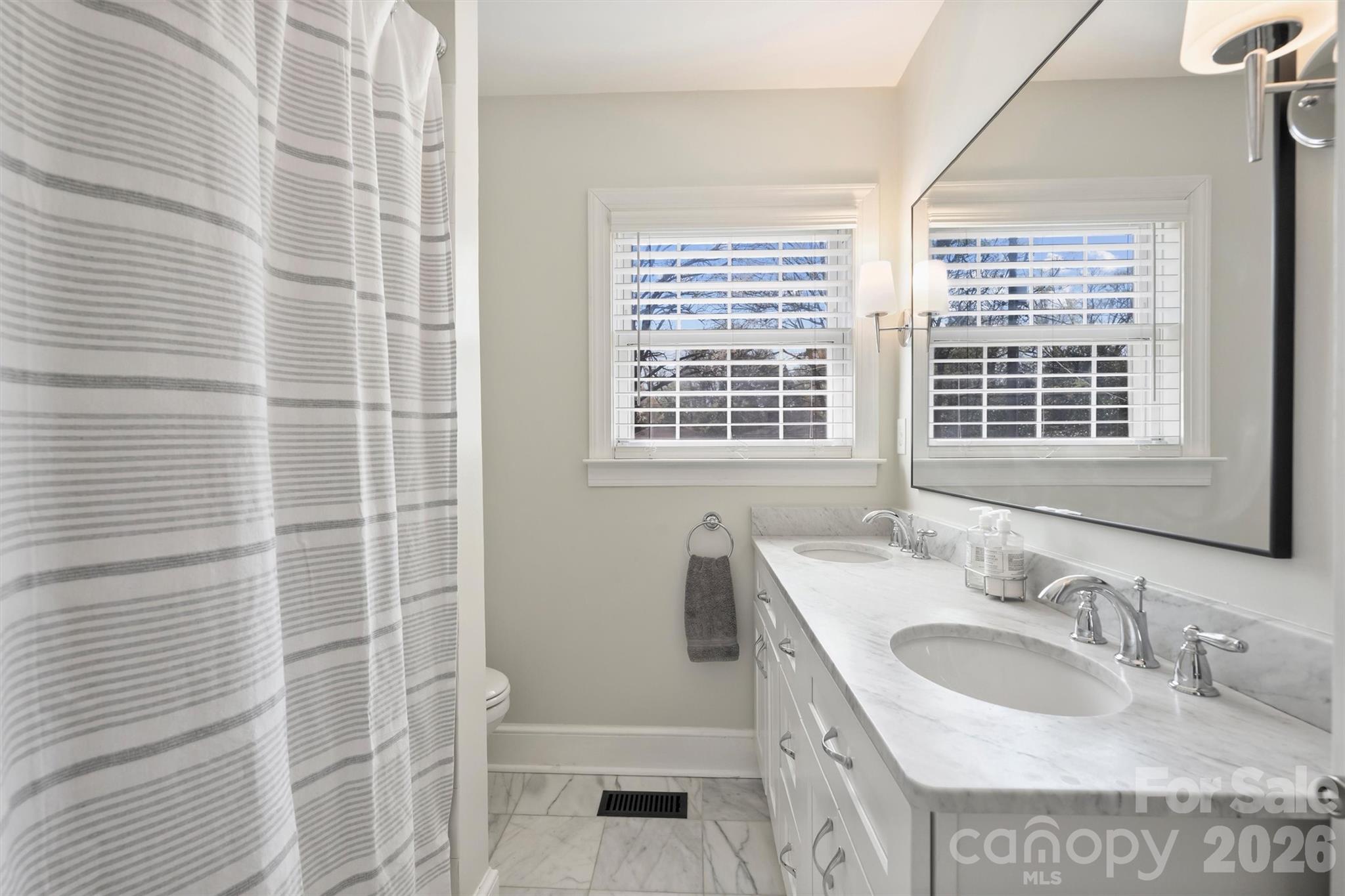 Country Club Heights - Residential