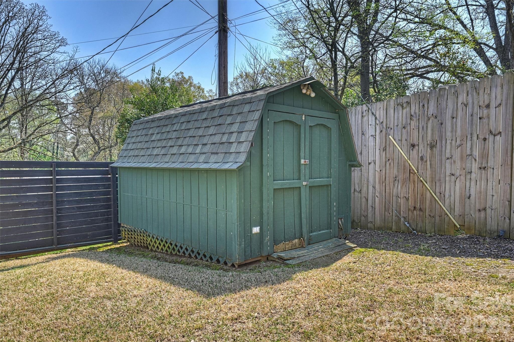 Country Club Heights - Residential