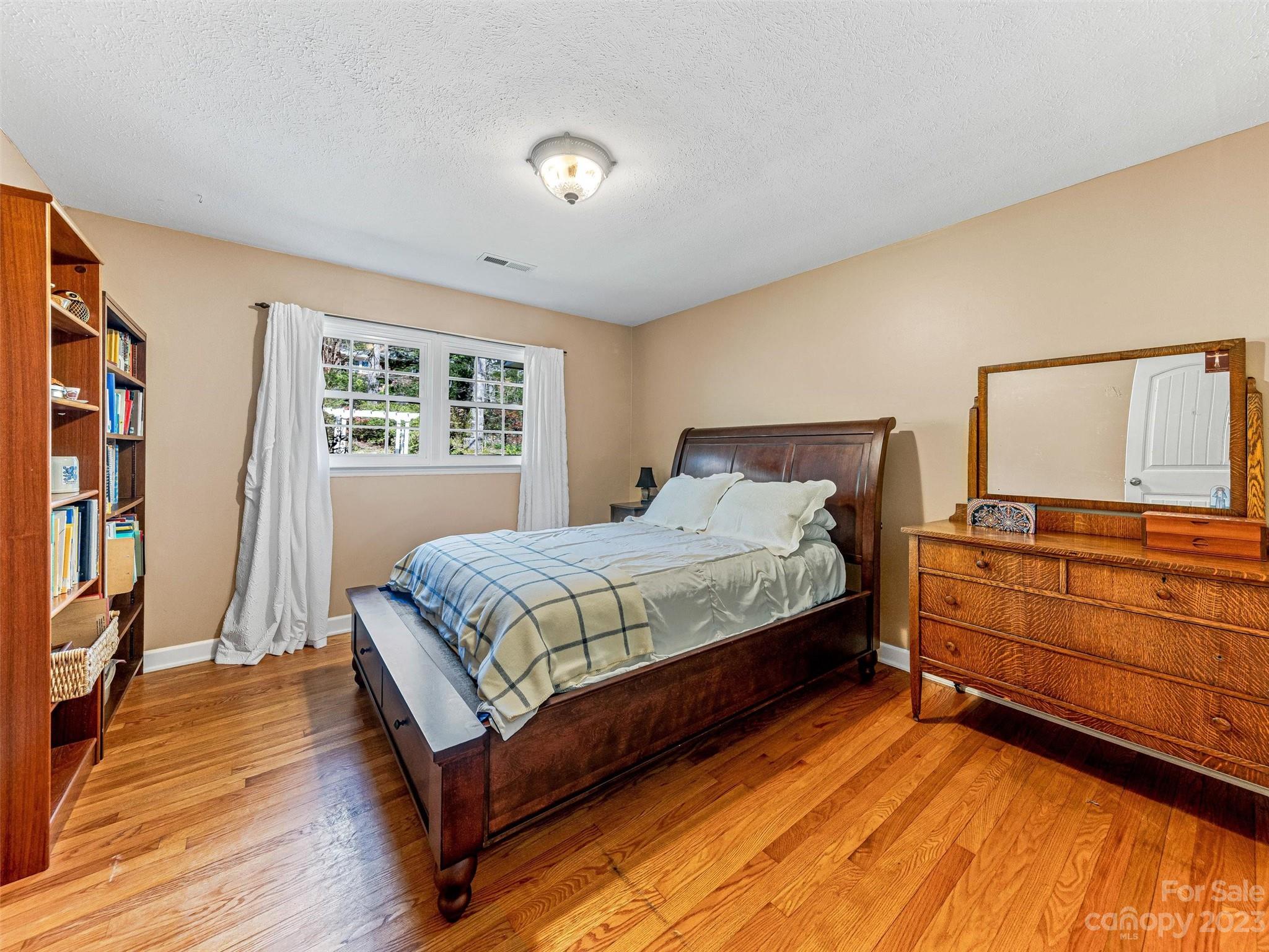 Ravenswood - Residential