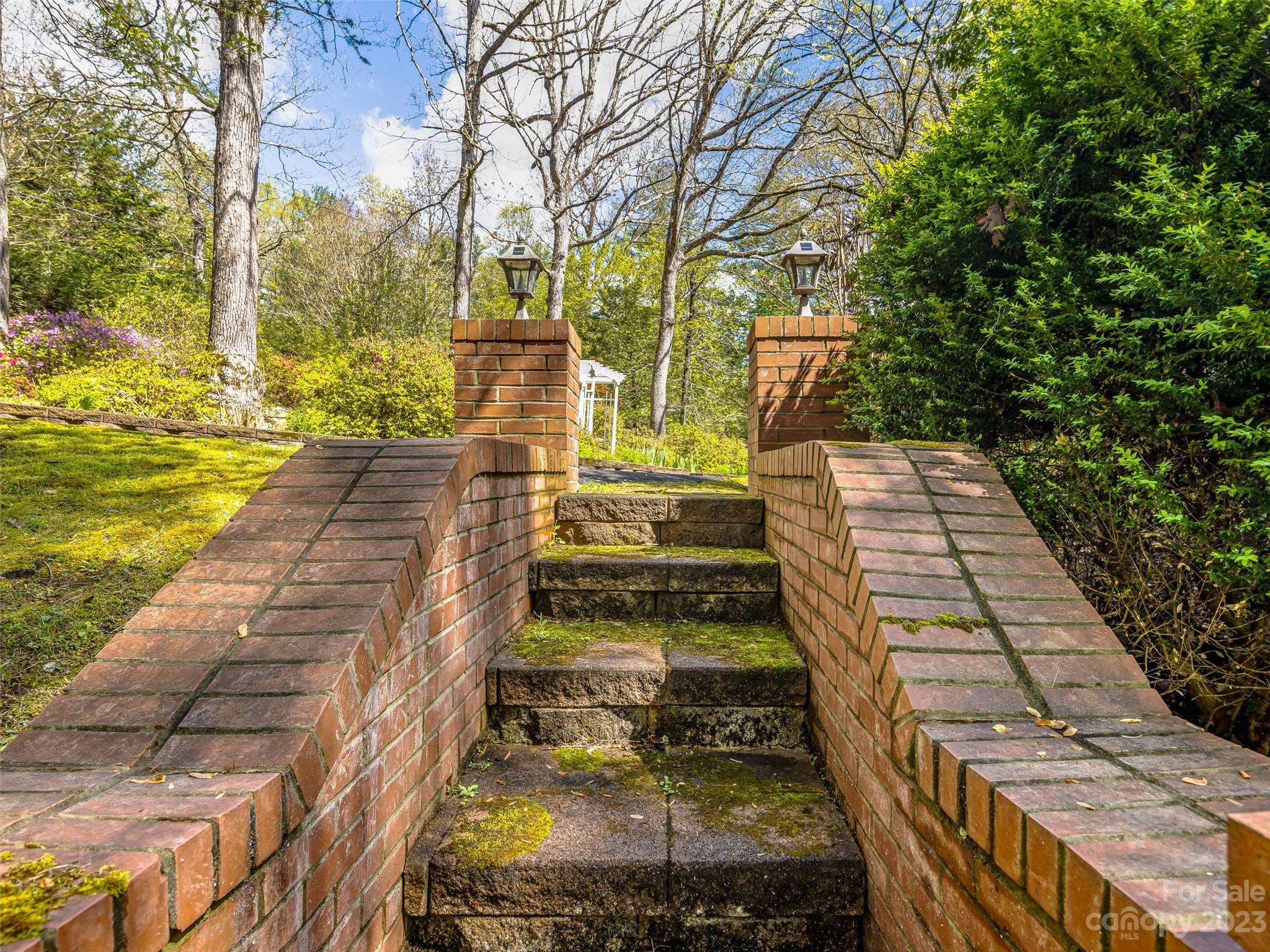 Ravenswood - Residential