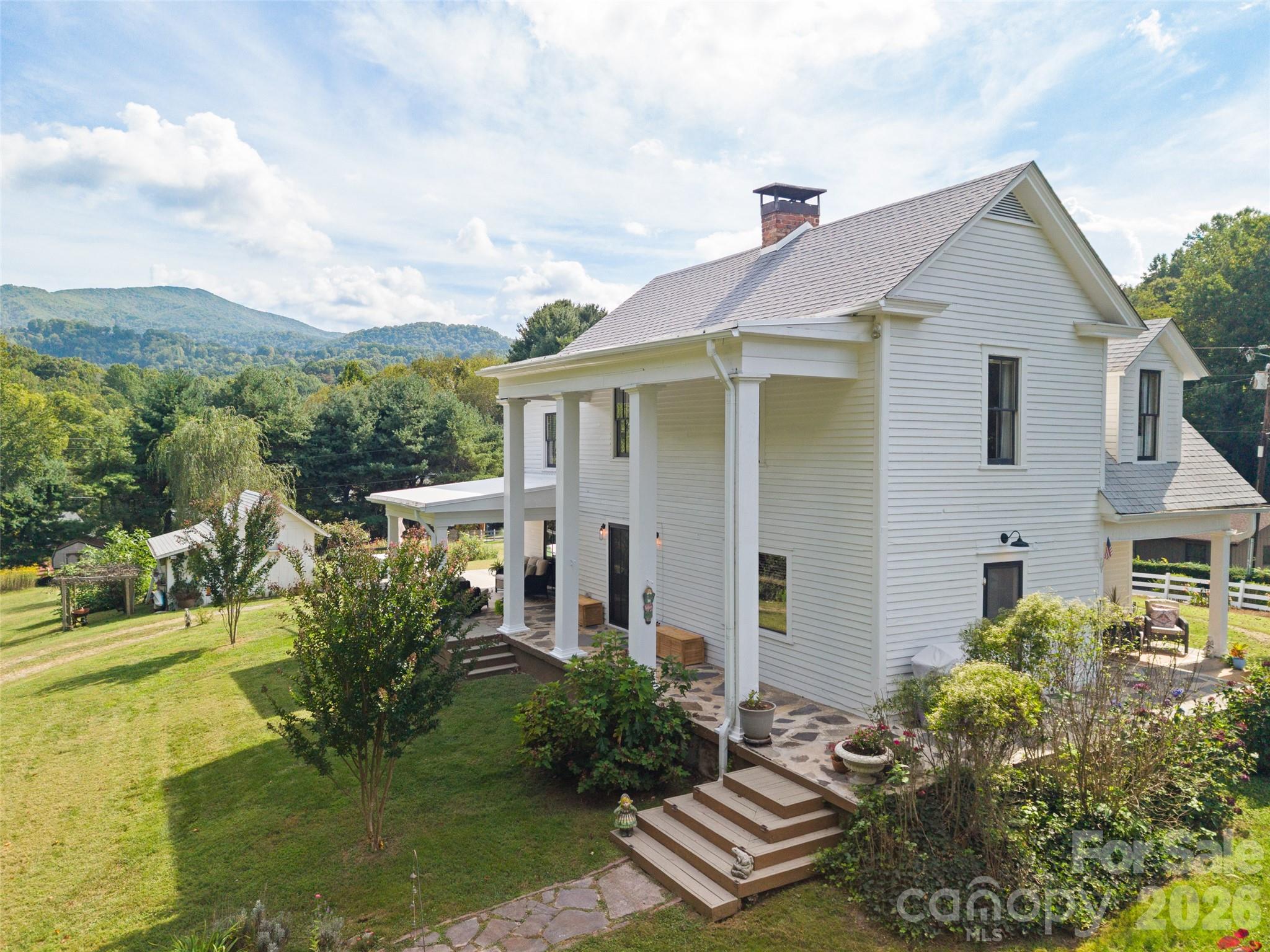 609 Auburn Road