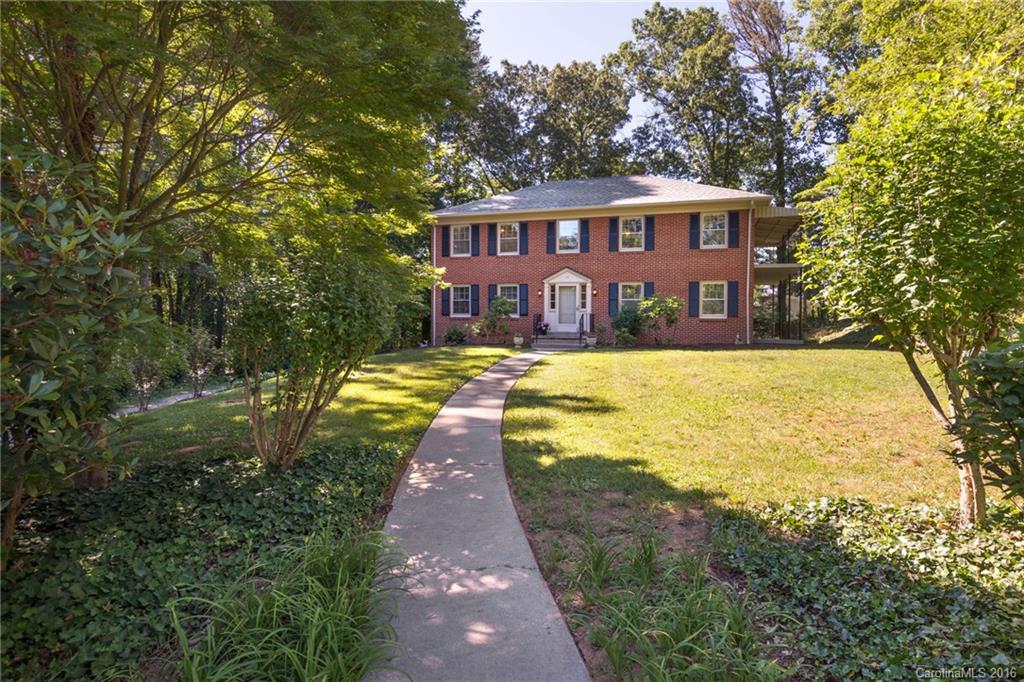 LAKEVIEW ESTATES - Residential Income