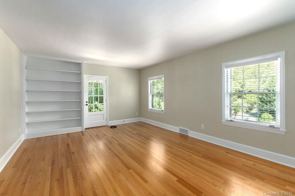 LAKEVIEW ESTATES - Residential Income