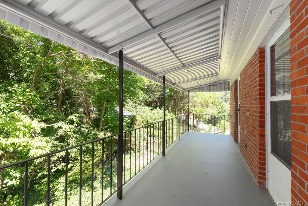 LAKEVIEW ESTATES - Residential Income