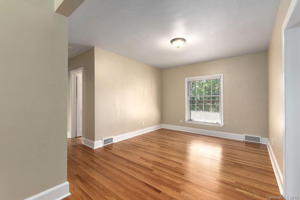 LAKEVIEW ESTATES - Residential Income