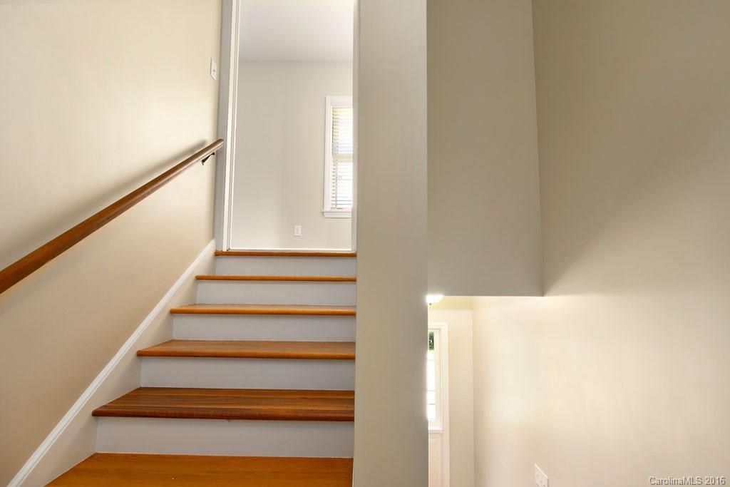 LAKEVIEW ESTATES - Residential Income