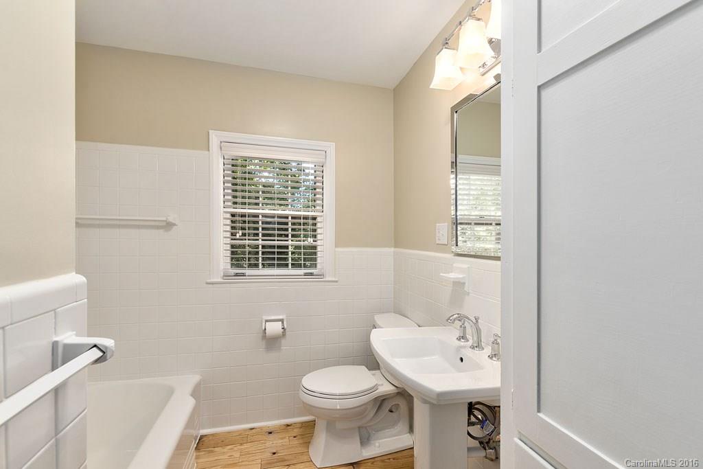 LAKEVIEW ESTATES - Residential Income