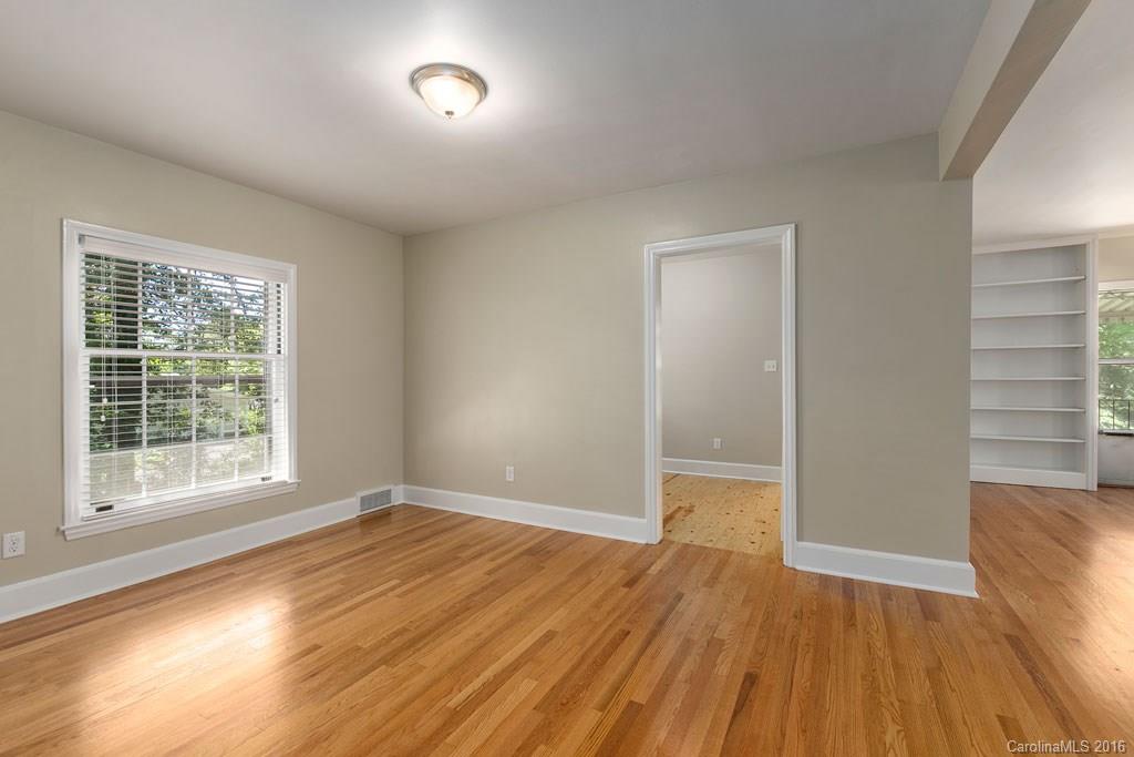 LAKEVIEW ESTATES - Residential Income