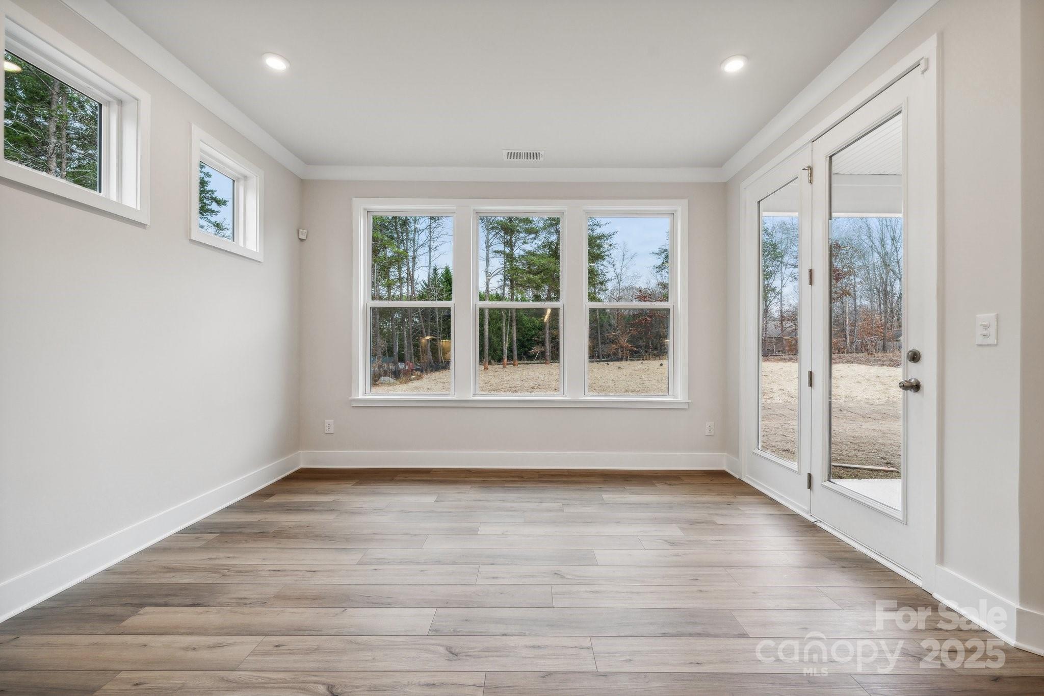 104 Brooke Forest Court