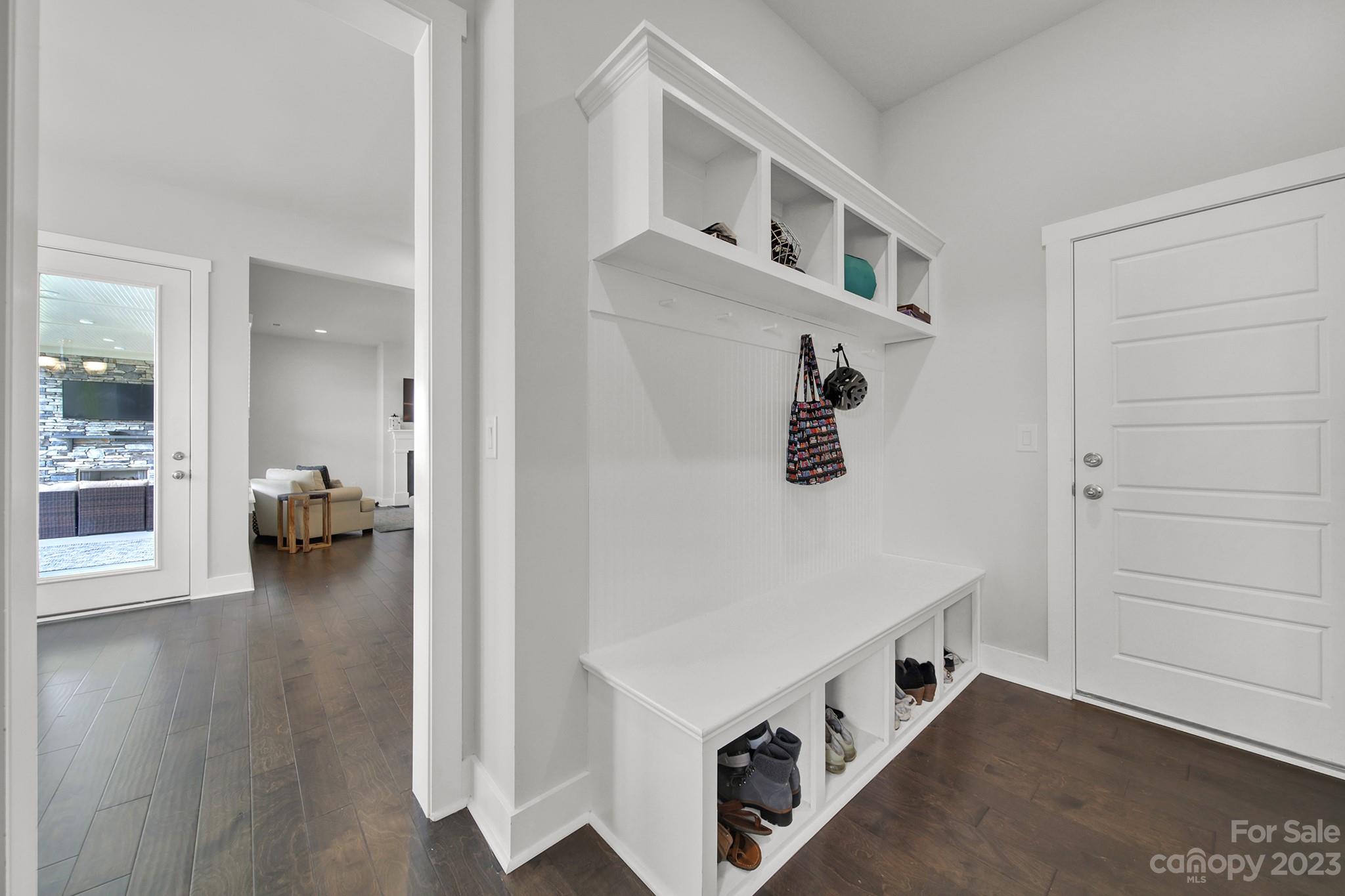 Paddlers Cove - Residential