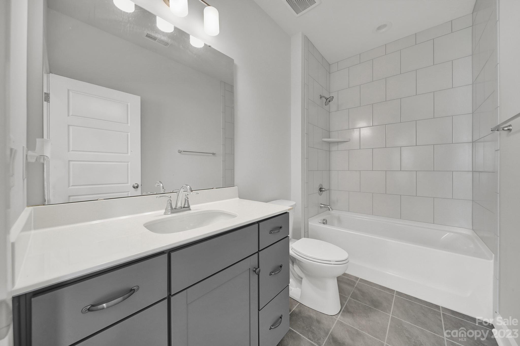 Paddlers Cove - Residential