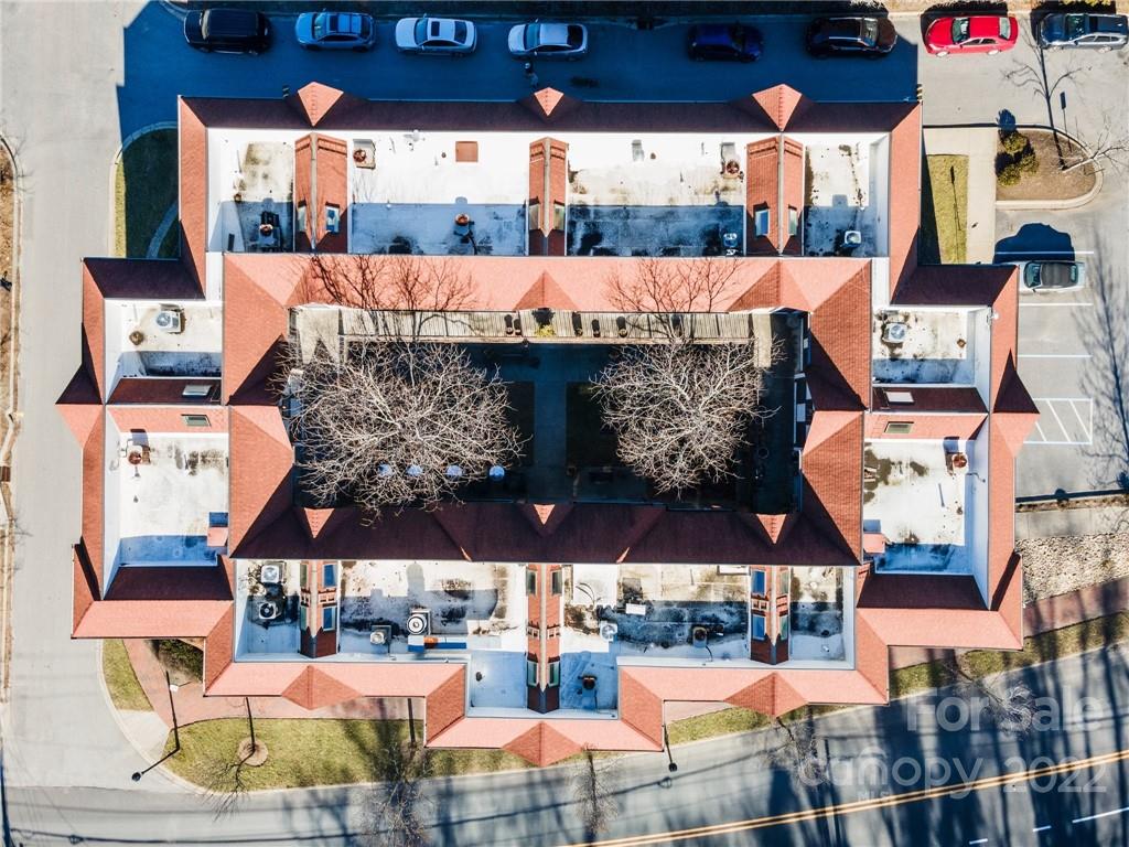 Biltmore Courtyard - Residential