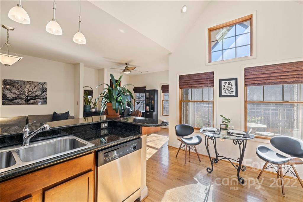 Biltmore Courtyard - Residential