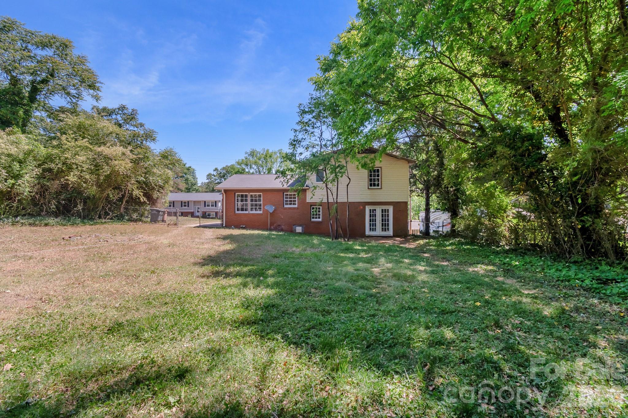 Hillcrest - Residential